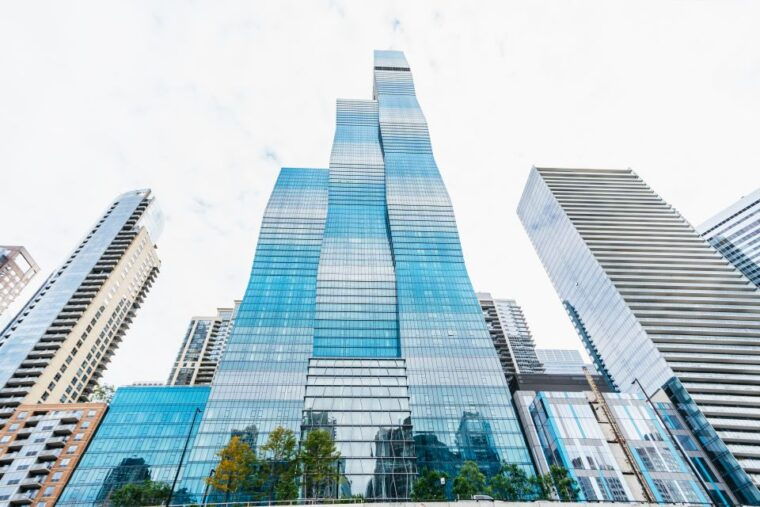 chicago-1-5-hour-lake-and-river-architecture-cruise