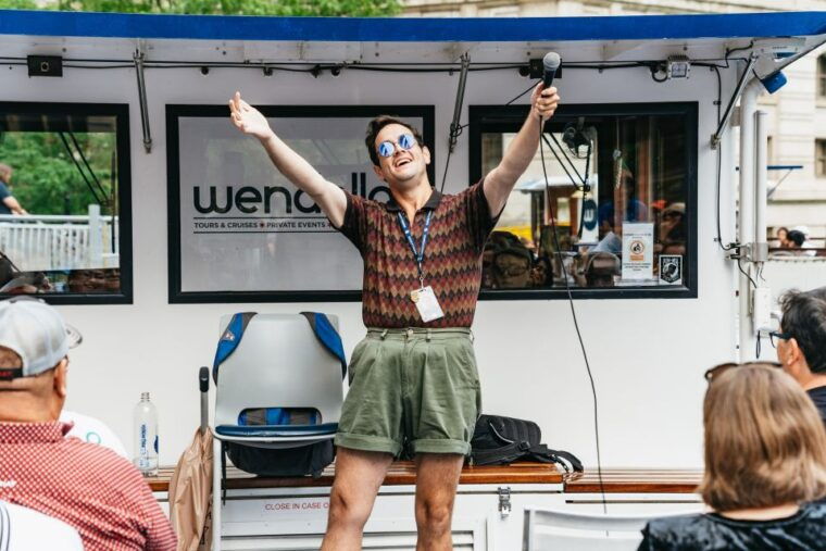 chicago-1-5-hour-lake-and-river-architecture-cruise