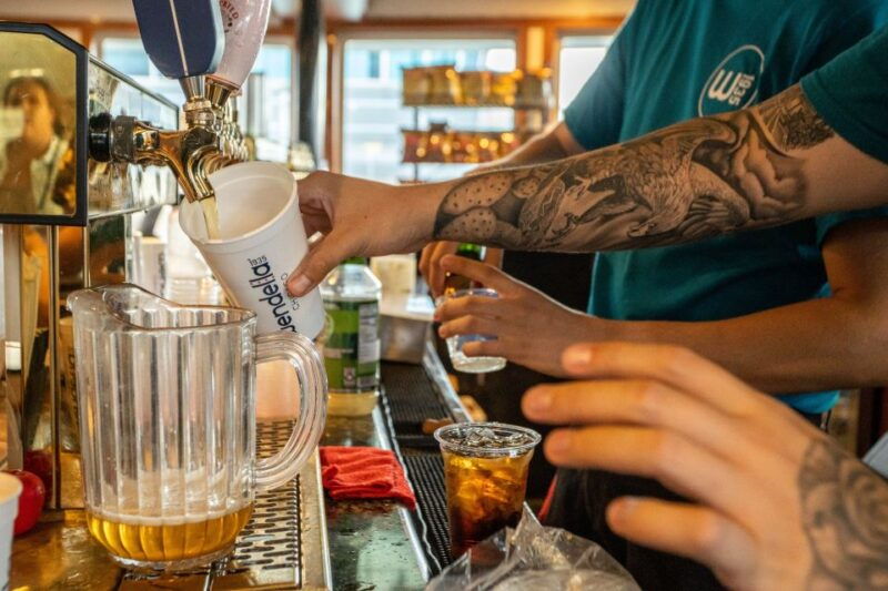 chicago-1-5-hour-scenic-sunset-lake-cruise