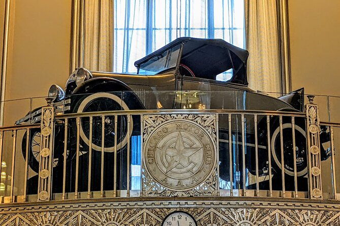 chicago-architecture-walking-tour-incredible-art-deco-interiors-2