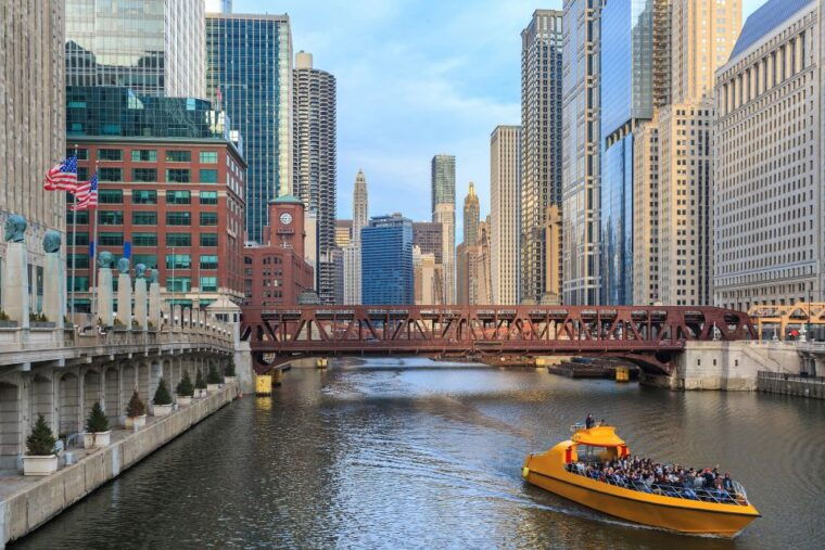 chicago-attraction-pass-with-shedd-aquarium-save-up-to-50