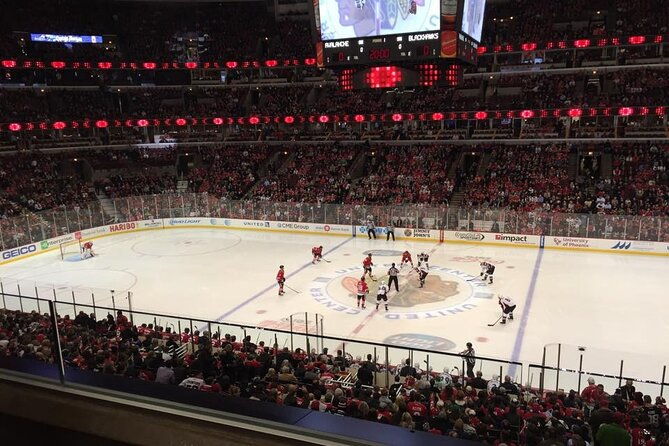 chicago-blackhawks-ice-hockey-game-ticket-at-united-center