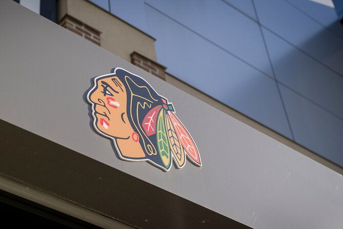 chicago-blackhawks-ice-hockey-game-ticket-at-united-center
