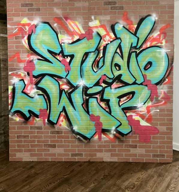 chicago-byob-spray-paint-and-sip-workshop