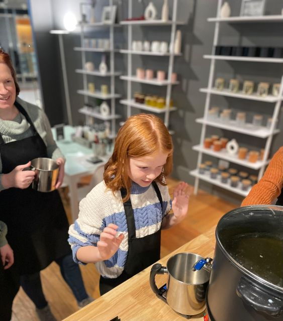chicago-candle-making-class-in-downtown-chicago