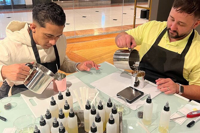 chicago-candle-making-class-on-magnificent-mile