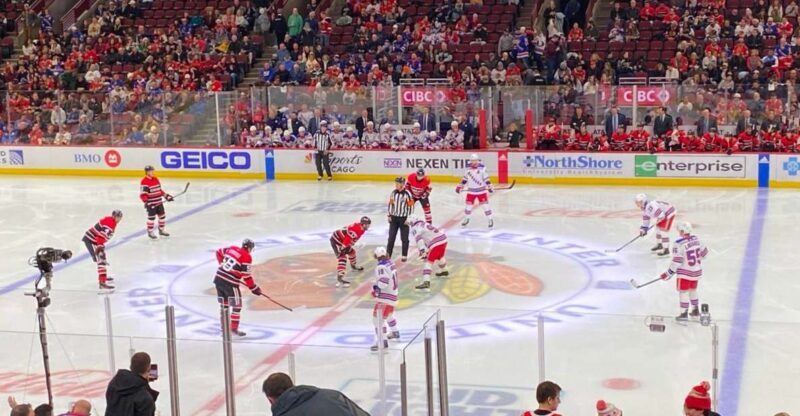 Chicago: Chicago Blackhawks NHL Game Ticket at United Center - Insights from the Reviews