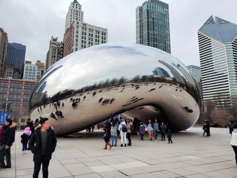 chicago-city-minibus-tour-with-optional-architecture-cruise