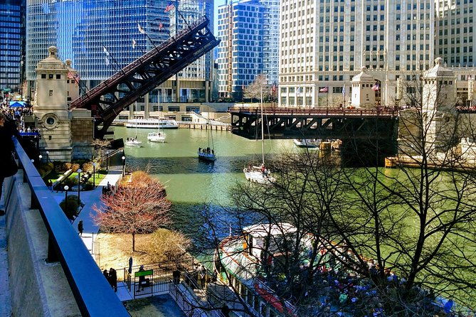 chicago-city-tour-with-architecture-river-cruise-option