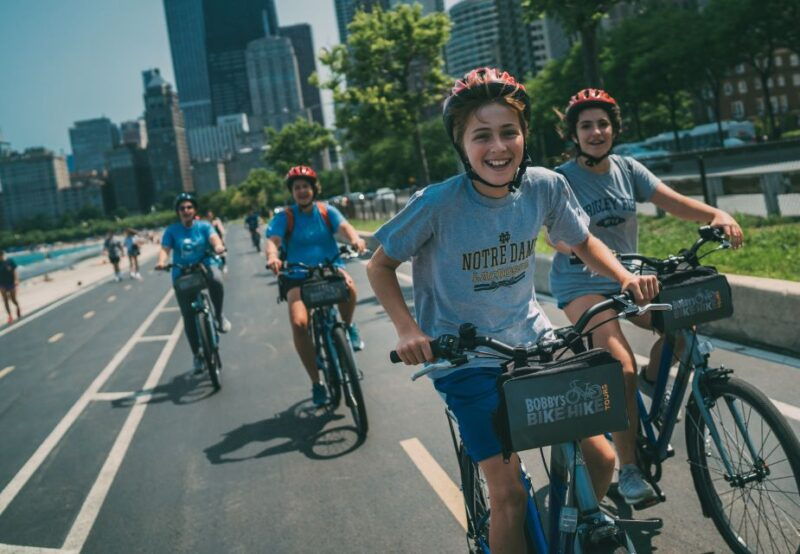chicago-downtown-family-food-tour-by-bike-with-sightseeing