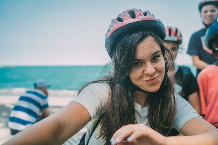 chicago-downtown-family-food-tour-by-bike-with-sightseeing