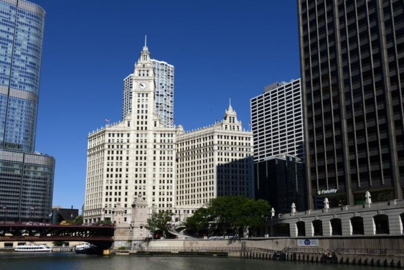chicago-downtown-highlights-private-walking-tour