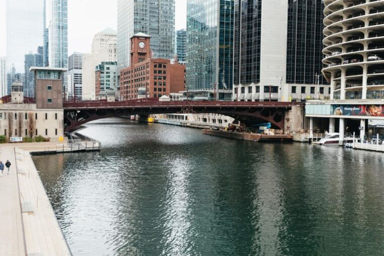 chicago-gangsters-and-ghosts-guided-walking-tour