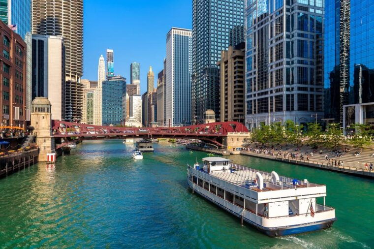 chicago-history-architecture-walking-tour-w-boat-cruise
