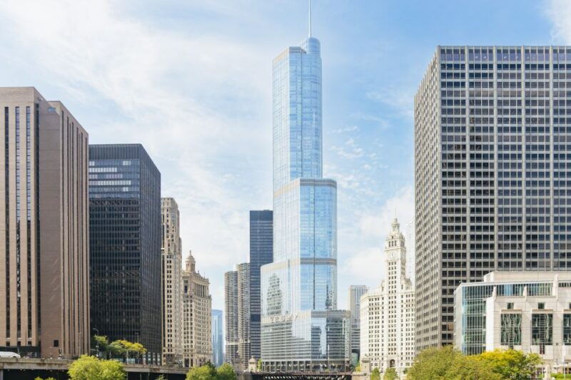 chicago-hop-on-hop-off-sightseeing-tour-by-open-top-bus