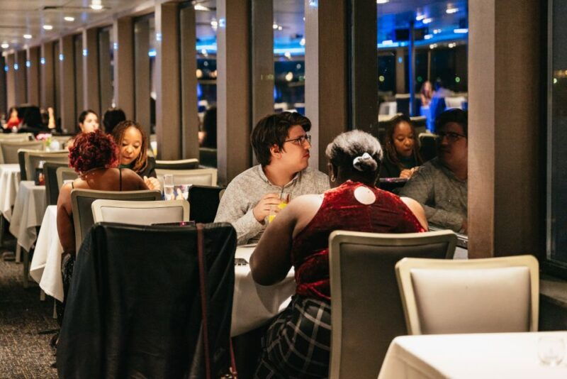 chicago-lake-michigan-buffet-brunch-lunch-or-dinner-cruise
