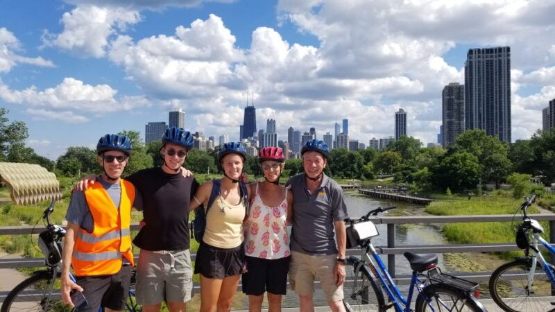 chicago-lakefront-neighborhoods-bike-tour
