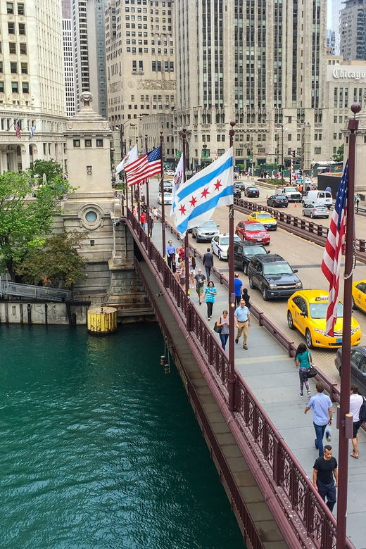 chicago-magnificent-mile-walking-tour