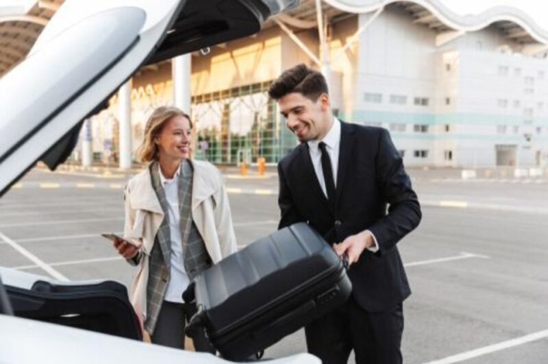 Chicago: ORD Airport Private Transfer to Chicago City|Hotels - Key Points
