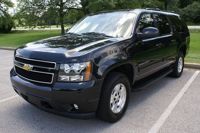 chicago-private-3-hour-luxury-suv-and-chauffer