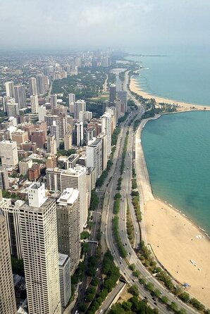 chicago-private-sunset-sail-on-lake-michigan