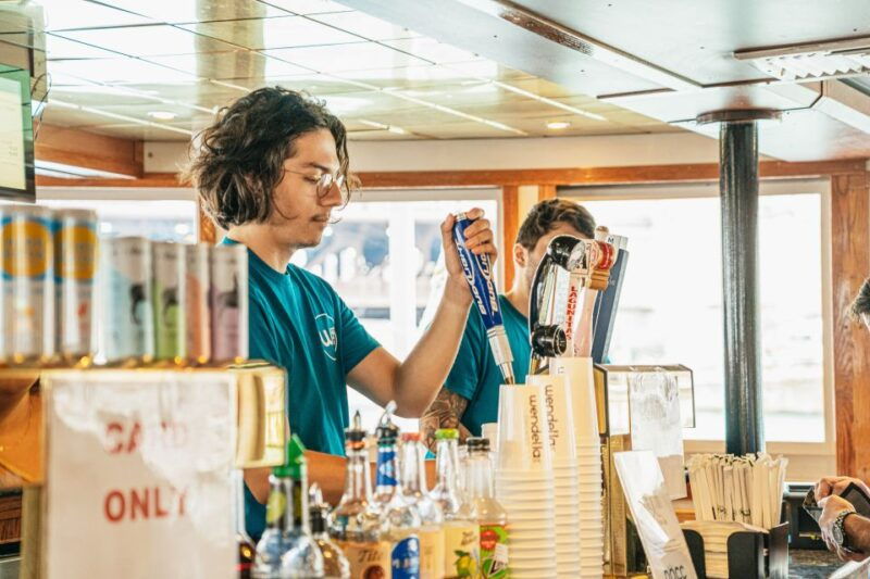 chicago-river-1-5-hour-guided-architecture-cruise