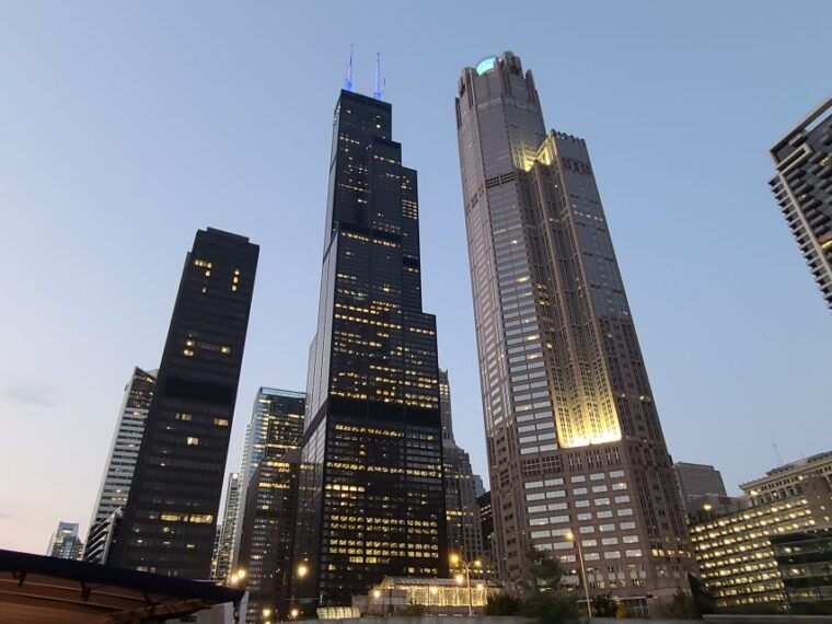 chicago-river-1-5-hour-guided-architecture-cruise