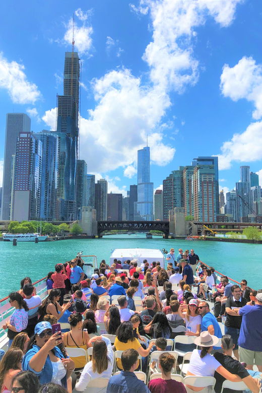chicago-river-90-min-architecture-boat-tour