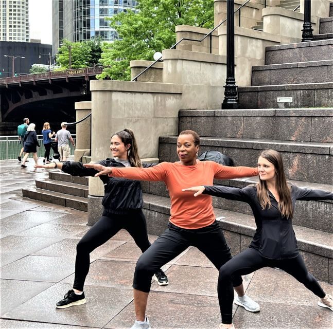 Chicago River Yoga Walk - The Itinerary: Walking through the heart of Chicago with mindful pauses  
