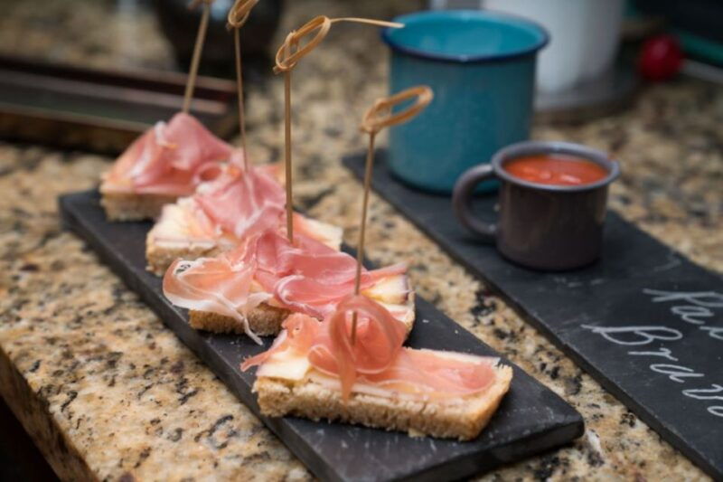 chicago-tapas-flamenco-dinner-in-ukrainian-village