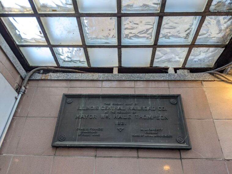 chicago-underground-pedway-downtown-secrets-walking-tour