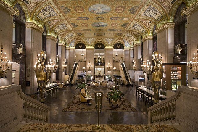 Chicago Walking Tour: Historic Treasures of Chicago - The Authentic Chicago Experience