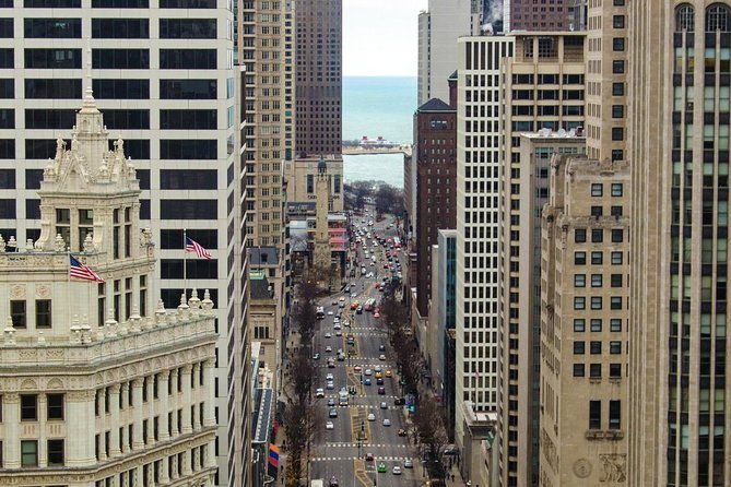 chicago-walking-tour-the-magnificent-mile
