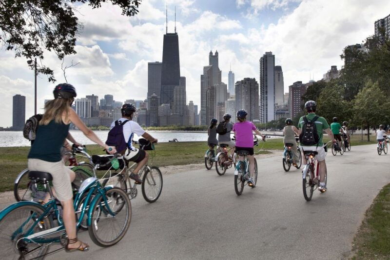 chicago-westside-food-tasting-bike-tour-with-guide