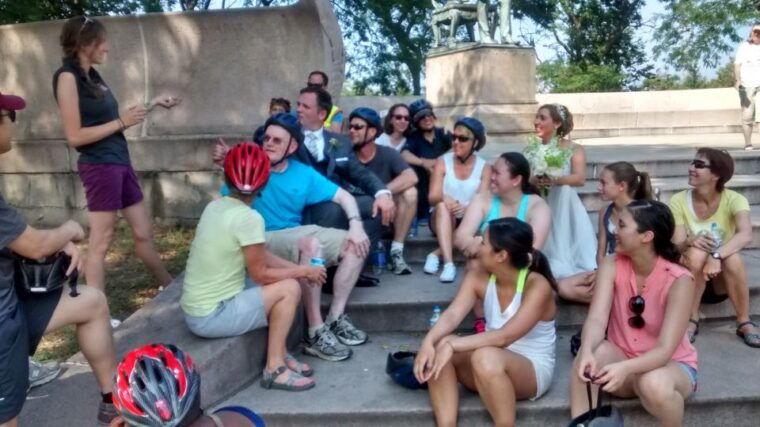 chicago-westside-food-tasting-bike-tour-with-guide