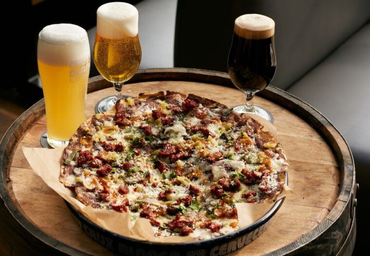 chicago-westside-food-tasting-bike-tour-with-guide