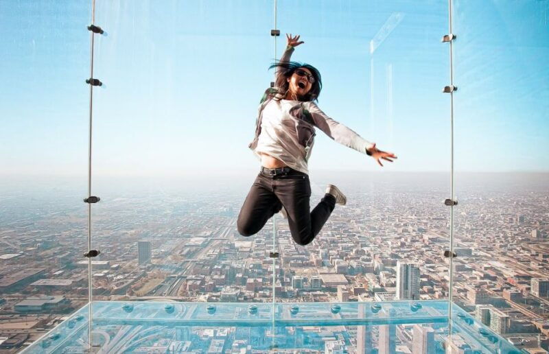 chicago-willis-tower-skydeck-and-the-ledge-ticket