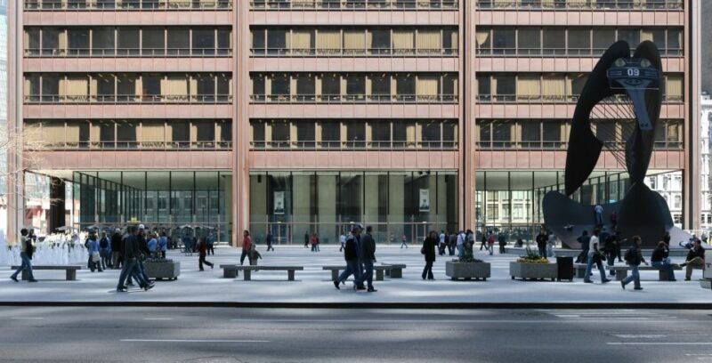 chicagos-modern-skyscrapers-guided-walking-tour
