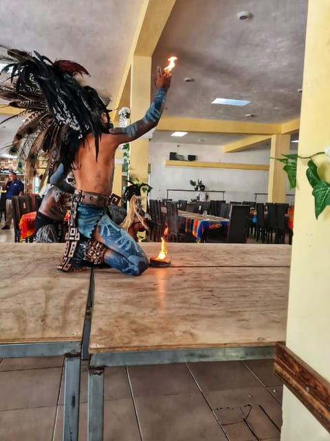 chichen-itza-cenote-buffet-lunch
