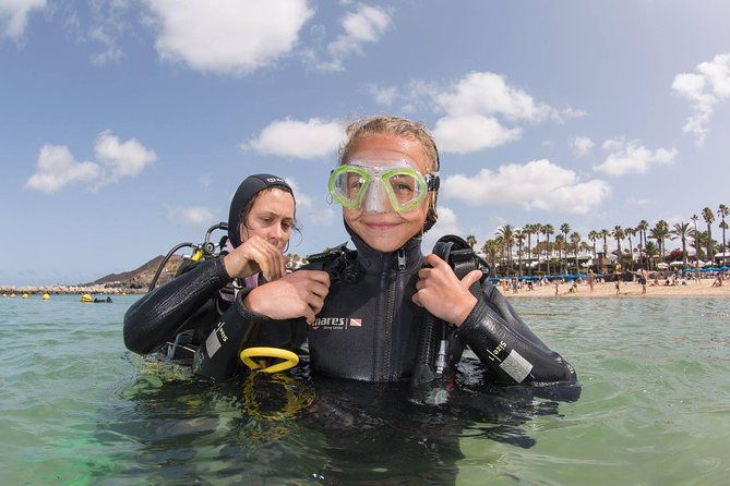 childrens-padi-diving-experience-in-gran-canaria