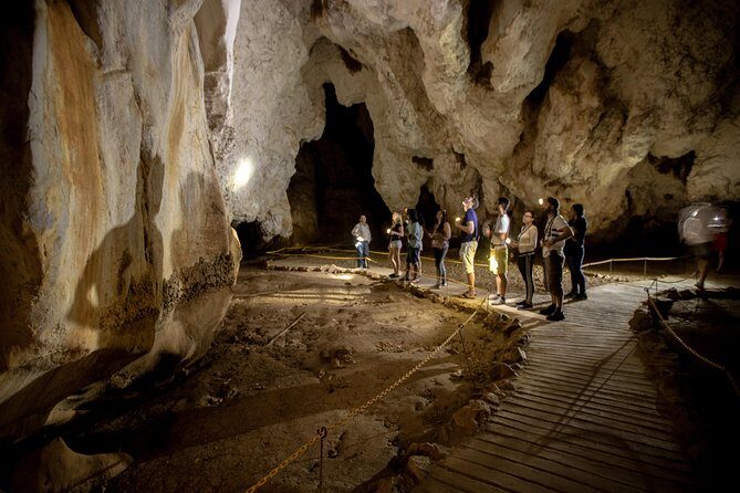 Chillagoe Caves and Outback Day Trip from Cairns - Exploring the Itinerary: What You’ll Experience