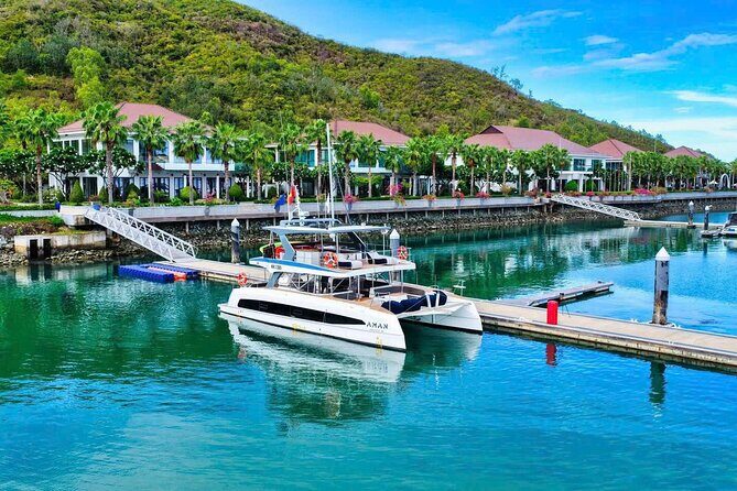 Chilling Sunset Cruise  Marmoris Luxury Yacht Nha Trang - What Makes the Marmoris Sunset Cruise Stand Out?