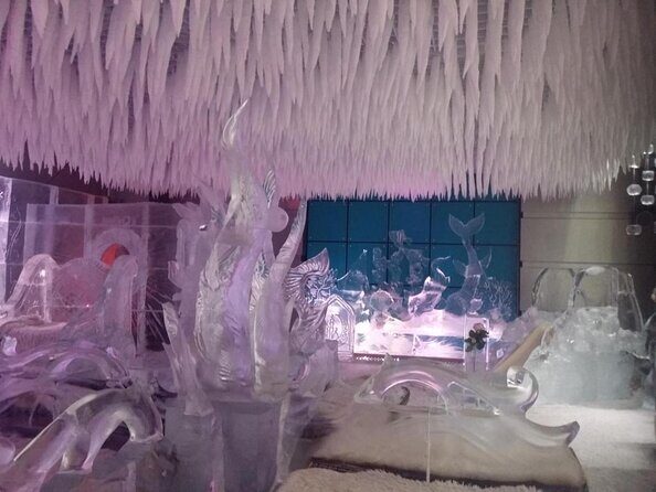 Chillout Ice Lounge Dubai Experience Ticket with Transfers Option - Key Points