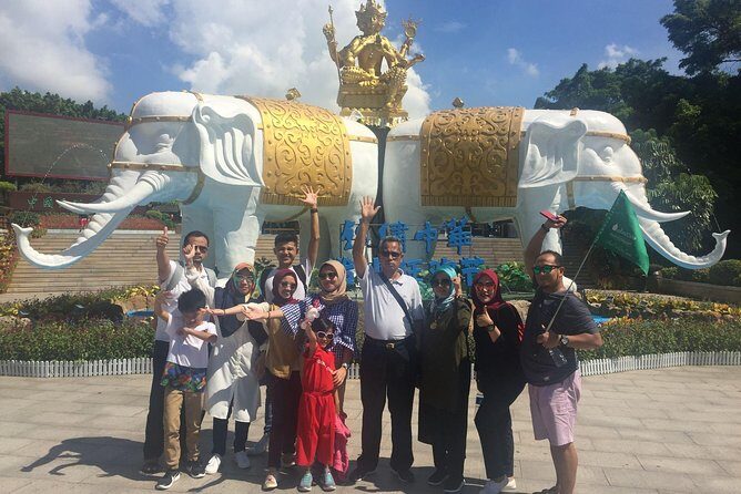 China's Minority Ethnic Culture Discovery And Shenzhen Theme Parks Visiting From Hong Kong Including Lunch - Transportation, Group Size, and Overall Value