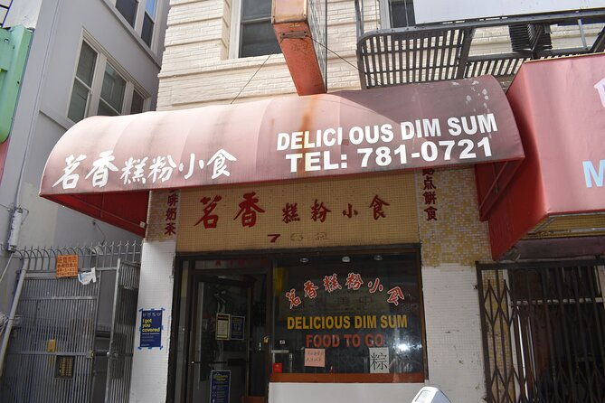 chinatown-food-history-walking-tour-small-group