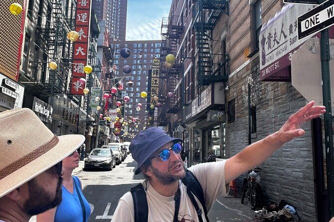 chinatown-little-italy-food-tour-4-delicious-food-stops-2