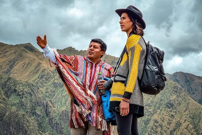 chinchero-moray-maras-picnic-with-llamas-and-alpacas