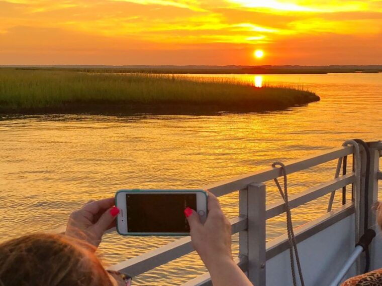 chincoteague-assateague-island-sunset-boat-cruise