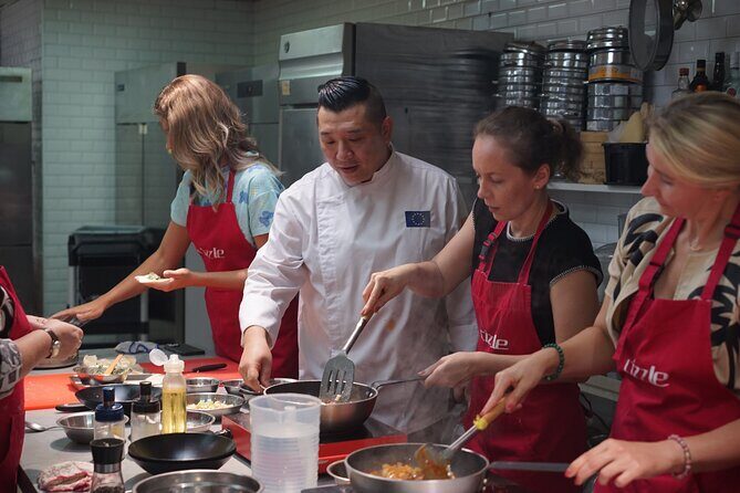 Chinese Cooking Class With Michelin Chef - Key Points