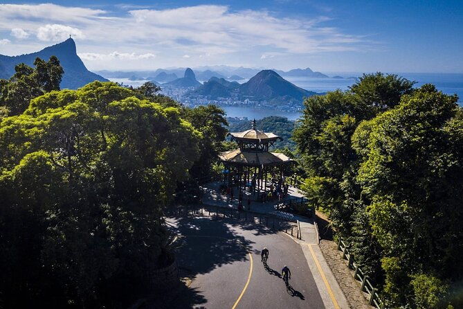 chinese-view-and-tijuca-forest-transport-tour-guide